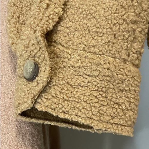 Joie Camel Teddy Jacket with Pockets - Picture 6 of 7